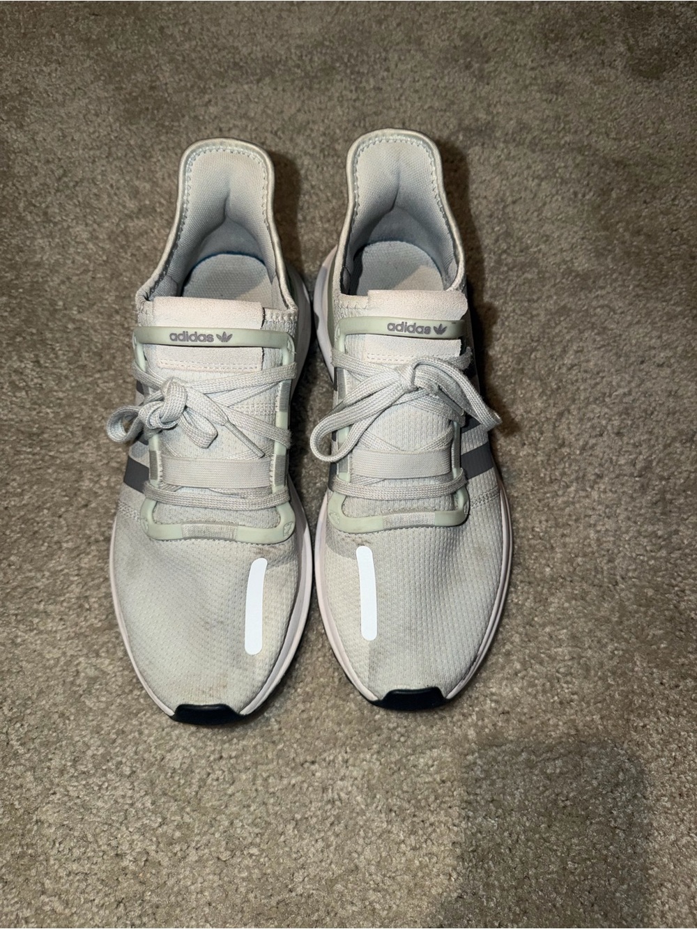 adidas Men’s Light Gray Trainer Sneakers